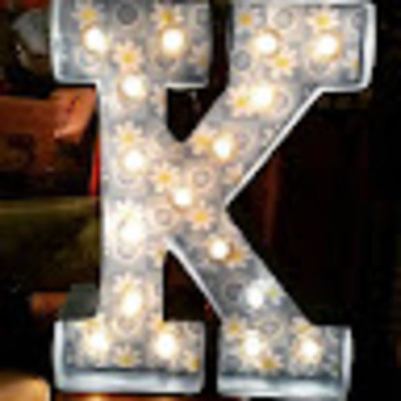 Meet your Posher, Karli - Picture 1 of 1